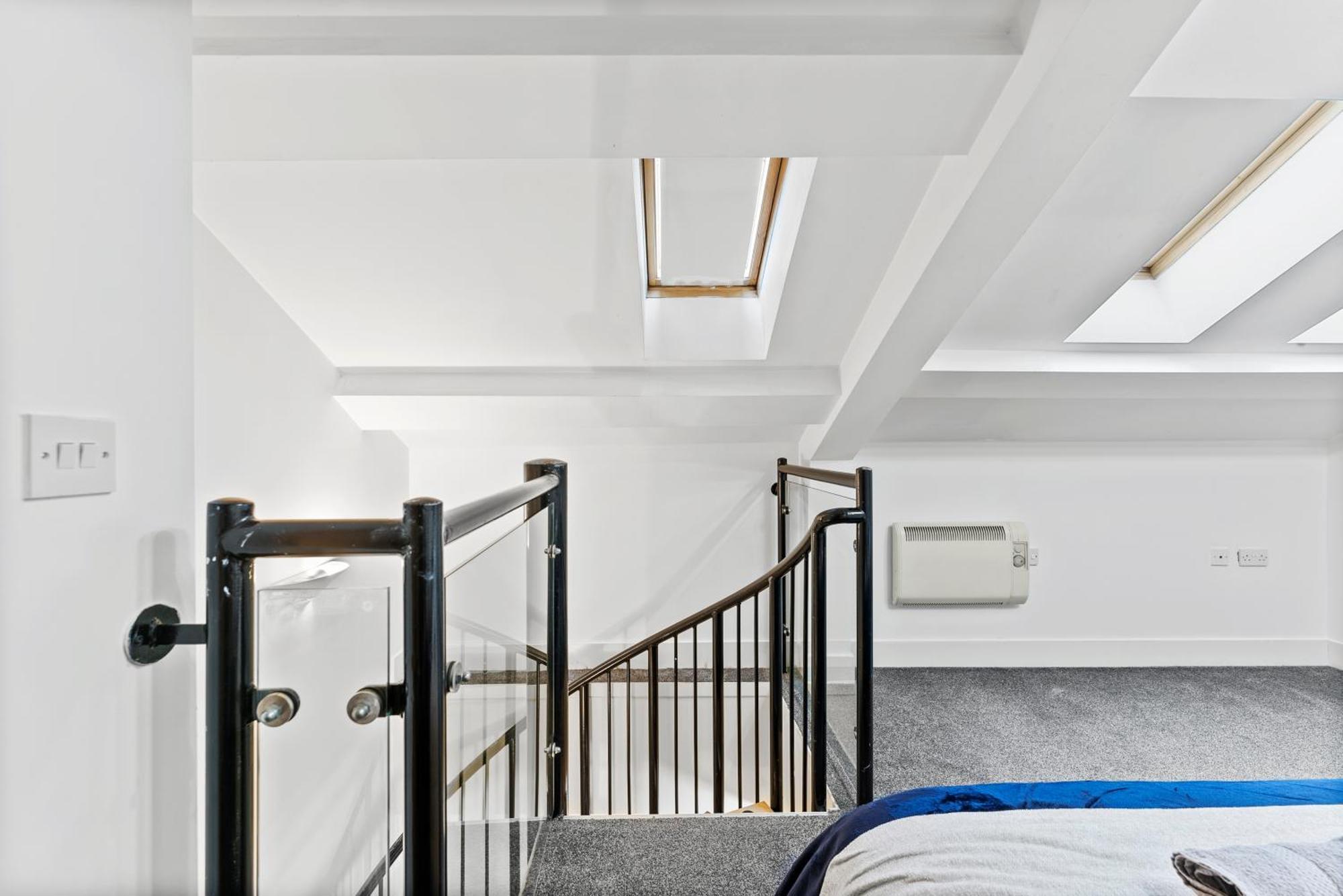30 Percent Off! Lovely Yorkshire Duplex - Sleeps 6 - Netflix Дьюсбери Экстерьер фото